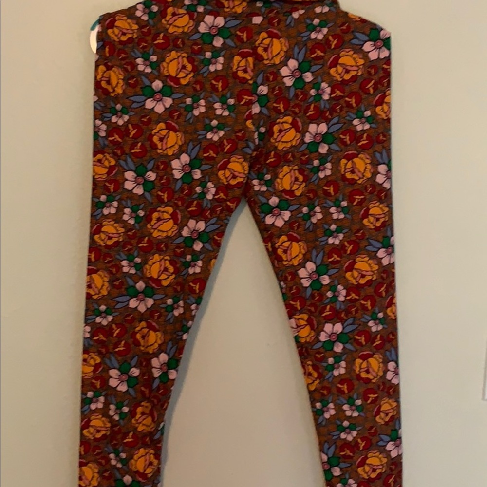 2 for $20! TC leggings with roses in fall colors!